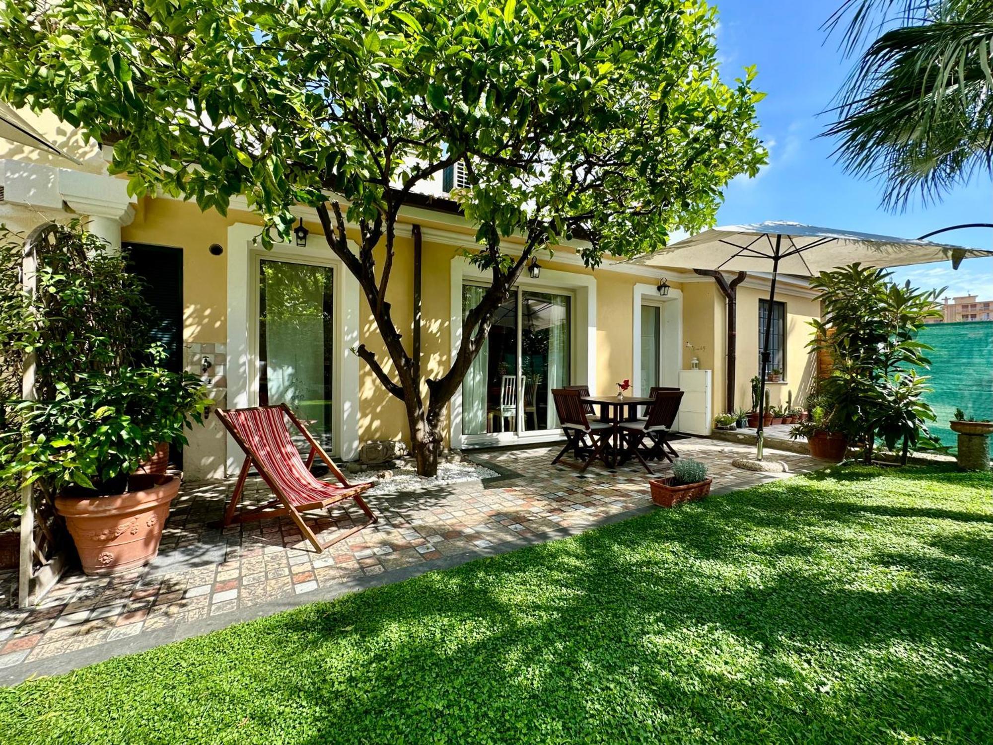 Villa Angelina Holiday Homes - Casa U.G. 瓦莱克罗夏 外观 照片